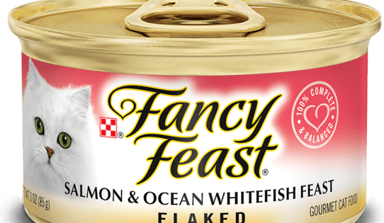 Fancy Feast Flaked Salmon & Ocean Whitefish Gourmet